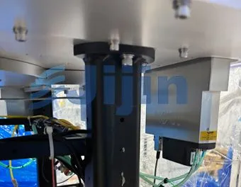 Used VAT 0340X-CA24-CJY1 vacuum valve